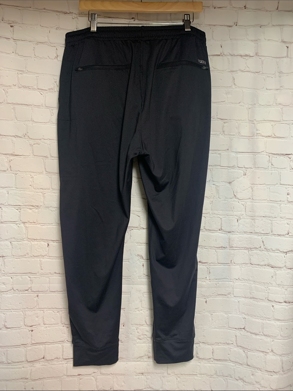 Vuori Sunday Performance Black Joggers Size XXL - Picture 8 of 9